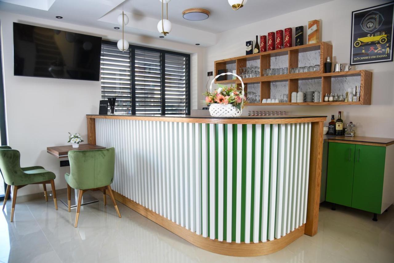 Merak Rooms & Caffe Bar Šabac Extérieur photo